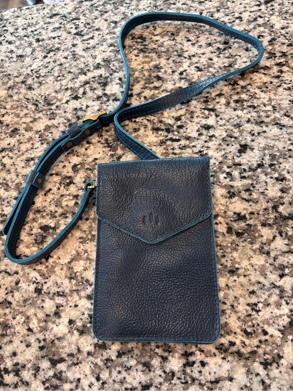Portland Leather Parker phone bag in Caspian